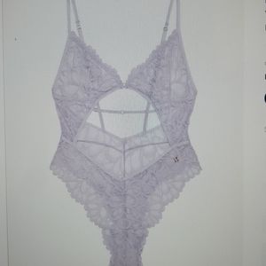 Lace bodysuit with rings